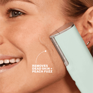 DERMAFLASH Luxe+ Anti-Ageing, Exfoliation + Peach Fuzz Removal Device